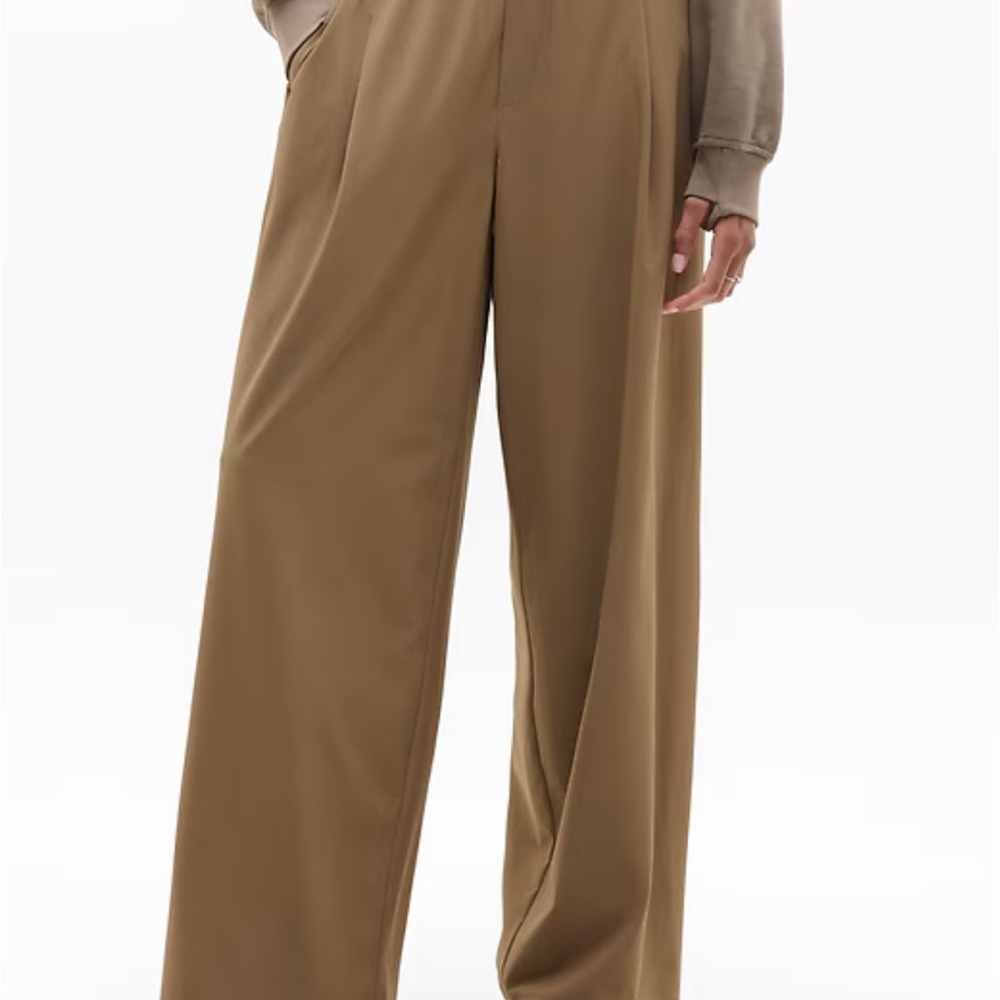Athleta Stratosphere Wide Leg in Bone L Tall NWT!